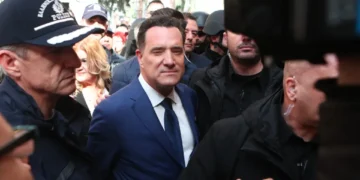 Νέα επεισόδια με την επίσκεψη Γεωργιάδη και στη Μυτιλήνη, στο γενικό νοσοκομείο «Βοστάνειο»