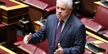 Εσωκομματικά πυρά του βουλευτή της ΝΔ Γ. Βλάχου κατά της κυβέρνησης για πλειστηριασμούς ακινήτων σε «ευαίσθητες» εθνικά περιοχές