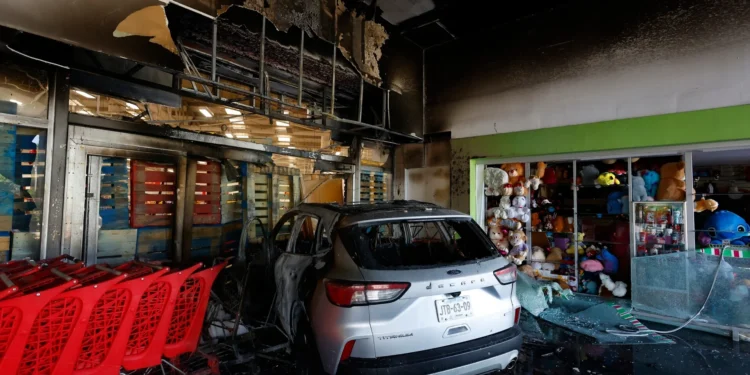 Όργιο βίας στο Μεξικό μετά τον θάνατο του μεγαλοβαρόνου των ναρκωτικών Ελ Μέντσο