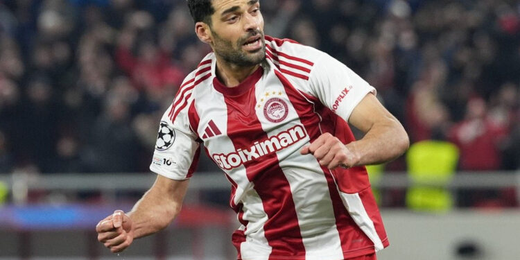 Ολυμπιακός: Ο Μεντιλίμπαρ ανακοίνωσε την αποστολή για τη ρεβάνς με τη Λεβερκούζεν