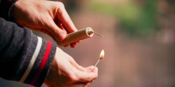 Πτολεμαΐδα: 17χρονος τραυματίστηκε σοβαρά από κροτίδα που έσκασε στα χέρια του