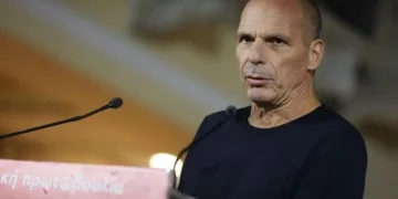 Ο Γιάνης Βαρουφάκης παραπέμπεται σε δίκη με την κατηγορία της “πρόκλησης και διαφήμισης ναρκωτικών” - Η ανακοίνωση του ΜέΡΑ25