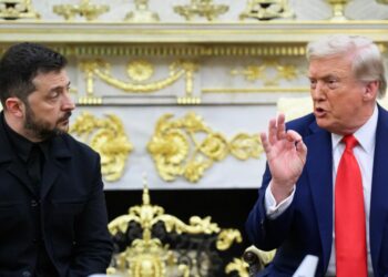 Τηλεφωνική επικοινωνία Τραμπ-Ζελένσκι πριν τις συνομιλίεςστη Γενεύη