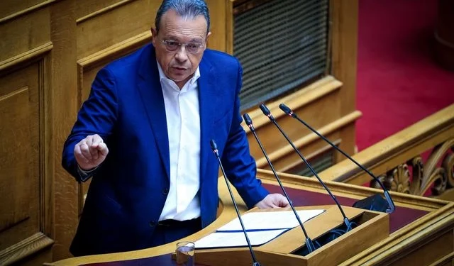 Παρέμβαση Φάμελλου στη Βουλή για τα Τέμπη: "Οφείλουμε μια πολιτεία που δεν θα λειτουργεί με το “πάμε και όπου βγει”"