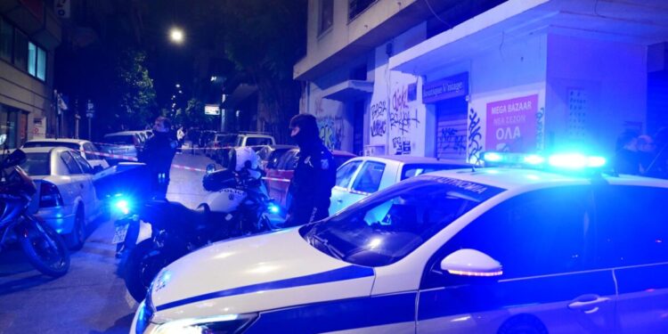 Άγιος Παντελεήμονας: Επεισοδιακή καταδίωξη με όχημα γεμάτο ναρκωτικά που χτύπησε τρία αυτοκίνητα