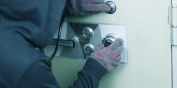 Ριφιφί το Σαββατοκύριακο σε κοσμηματοπωλείο στην περιοχή της Ακρόπολης