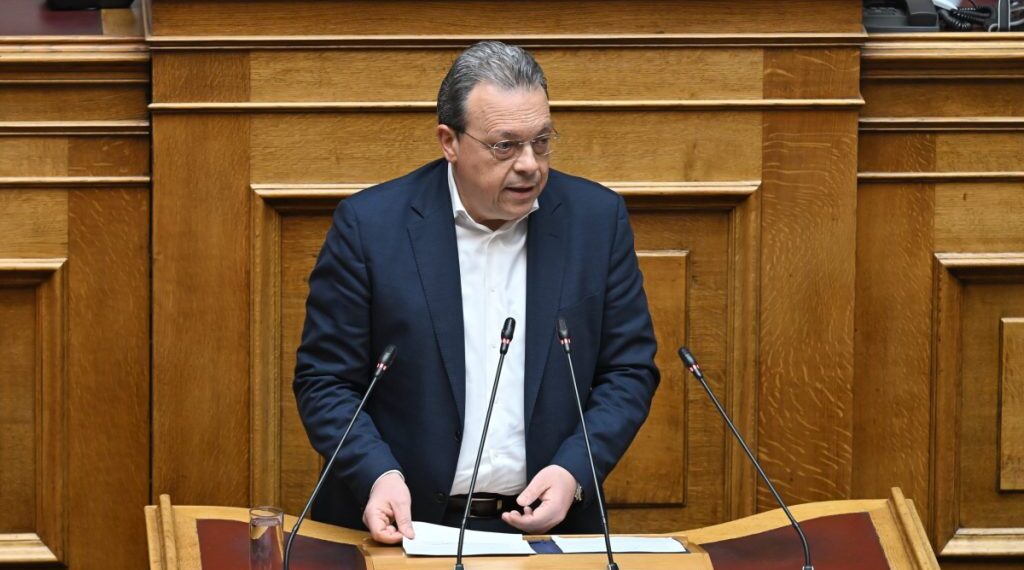 Σ. Φάμελλος στην Κ.Ο. του ΣΥΡΙΖΑ -ΠΣ: "Η Ελλάδα να ακολουθήσει το ισπανικό παράδειγμα μη εμπλοκής στη στρατιωτική επέμβαση στο Ιράν"