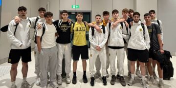 Στην Κωνσταντινούπολη έφτασε από το Αμπού Ντάμπι η ομάδα μπάσκετ Κ18 του Άρη - Επιστρέφει οδικώς στη Θεσσαλονίκη