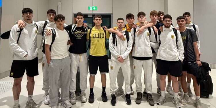 Στην Κωνσταντινούπολη έφτασε από το Αμπού Ντάμπι η ομάδα μπάσκετ Κ18 του Άρη - Επιστρέφει οδικώς στη Θεσσαλονίκη