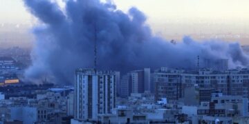 Γιγαντιαία ισραηλινή αεροπορική επίθεση στο Ιράν - Πάνω από 100 μαχητικά αεροσκάφη χτύπησαν τεράστιο στρατιωτικό συγκρότημα στην Τεχεράνη