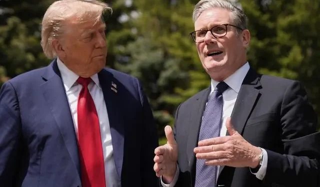 Επίθεση του Ντόναλντ Τραμπ κατά του Κιρ Στάρμερ: "Δεν χρειαζόμαστε βοήθεια σε πολέμους αφότου τους έχουμε κερδίσει"