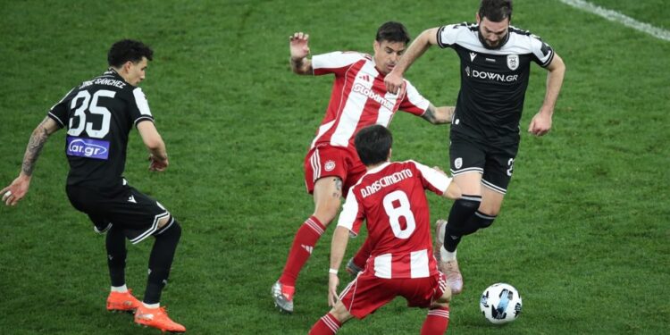 Ολυμπιακός – ΠΑΟΚ 0-0: Λευκή ισοπαλία στο Φάληρο με κερδισμένη την ΑΕΚ