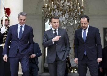 Συνάντηση Μητσοτάκη, Χριστοδουλίδη και Μακρόν στην Κύπρο