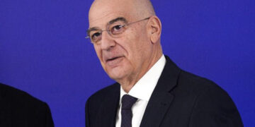 Επικοινωνία Δένδια με τον αναπληρωτή πρωθυπουργό του Κατάρ, Saoud bin Abdulrahman bin Hassan bin Ali Al Thani, για τις εξελίξεις στη Μέση Ανατολή