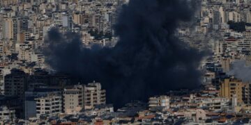 Το Ισραήλ βομβάρδισε αρχηγείο των Φρουρών της Επανάστασης