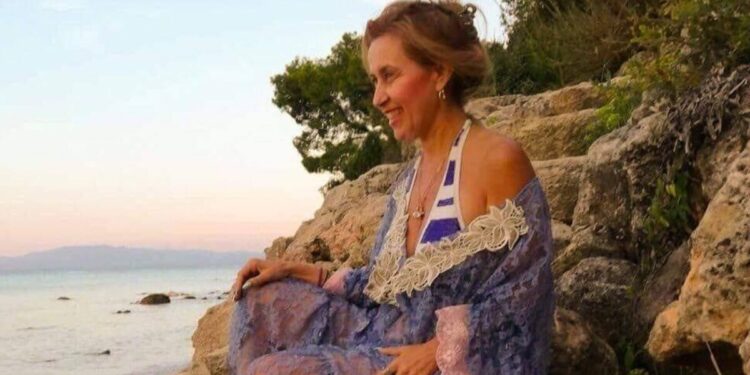 Σοκ από το σημείωμα της καθηγήτριας που πέθανε από εγκεφαλικό: «Μου πετούσαν αντικείμενα, έδειχναν τα οπίσθιά τους»