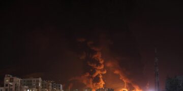 Το Ισραήλ ανακοίνωσε νέο κύμα επιθέσεων κατά της Τεχεράνης