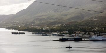 Συνελήφθη 58χρονος Πολωνός για κατασκοπεία στη Σούδα