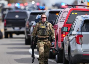 ΗΠΑ: Άγνωστος έπεσε με φορτηγάκι σε συναγωγή στο Μίσιγκαν – Νεκρός ο δράστης