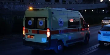 Χαλκίδα: 35χρονος άνδρας εντοπίστηκε νεκρός μέσα στο αυτοκίνητό του, έξω από το 10ο Δημοτικό Σχολείο