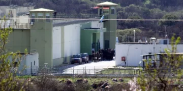 Φυλακές Μαλανδρίνου: Έφοδος της αστυνομίας στο κελί γνωστού κακοποιού - Βρέθηκαν και κατασχέθηκαν κινητά