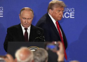 Axios: Ο Ντόναλντ Τραμπ απέρριψε την πρόταση του Πούτιν για μεταφορά του εμπλουτισμένου ουρανίου του Ιράν στη Ρωσία