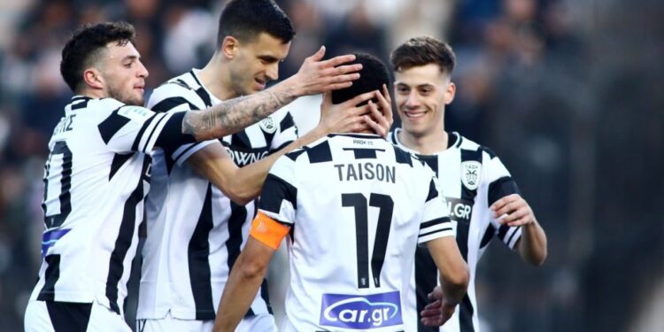 Super League: Στην κορυφή και πάλι ο ΠΑΟΚ, μετά την εύκολη νίκη με 3-0 επί του Λεβαδειακού