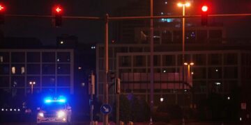 Το Ντουμπάι ανακοίνωσε την προσωρινή αναστολή των πτήσεων στο διεθνές αεροδρόμιο