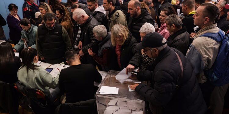 Εσωκομματικές εκλογές ΠαΣοΚ: Συνολικά ψήφισαν για το συνέδριο 174.813 μέλη