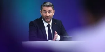 Ανοιχτή επιστολή Ν. Ανδρουλάκη προς τους δημόσιους αξιωματούχους – θύματα του Predator - Τους ζητά να προσφύγουν στη Δικαιοσύνη