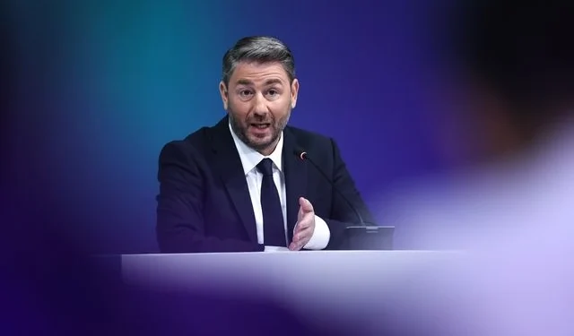 Ανοιχτή επιστολή Ν. Ανδρουλάκη προς τους δημόσιους αξιωματούχους – θύματα του Predator - Τους ζητά να προσφύγουν στη Δικαιοσύνη