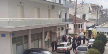 Νεκρός γνωστός τραγουδιστής το μεσημέρι της Κυριακής στην Καρδίτσα - Εντοπίστηκε μαχαιρωμένος