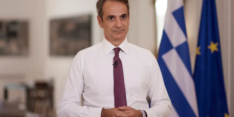 Ο Κυριάκος Μητσοτάκης ανακοίνωσε τέσσερα μέτρα για την κρίση - Fuel Pass, επιδότηση diesel και παρέμβαση στα ακτοπλοϊκά