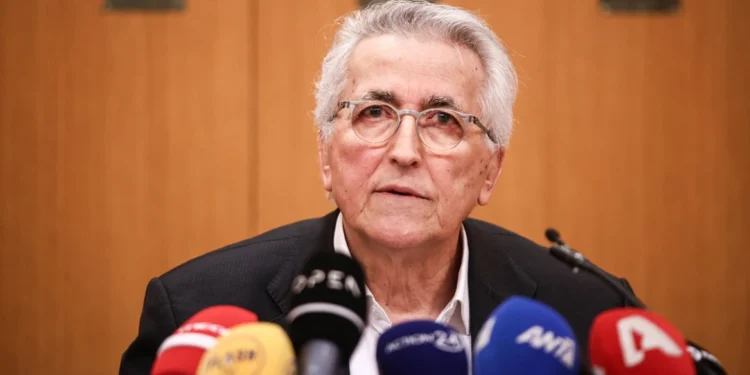 Στο αρχείο έθεσε ο εισαγγελέας την υπόθεση Παναγόπουλου για τα αποκρυβέντα εισοδήματα 3,2 εκατ. ευρώ στα πόθεν έσχες