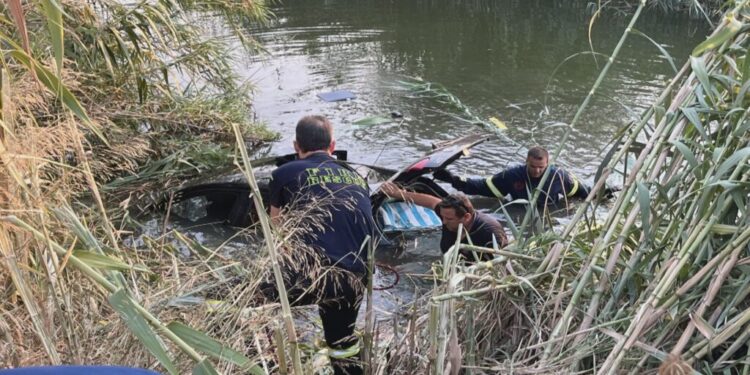 Σιδηρόκαστρο: Αυτοκίνητο έπεσε στον παραπόταμο Κρουσοβίτη – Απεγκλωβίστηκε ο οδηγός
