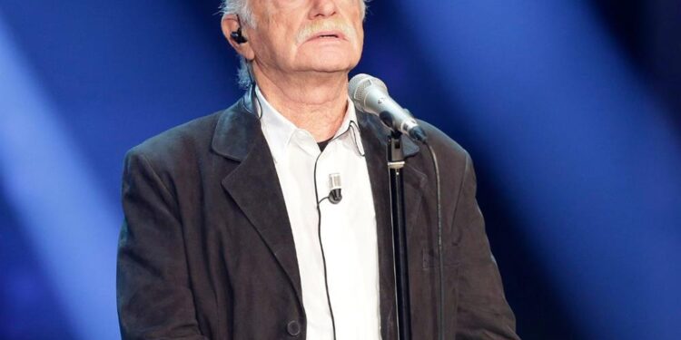 Ιταλία: Πέθανε ο τραγουδοποιός Τζίνο Πάολι