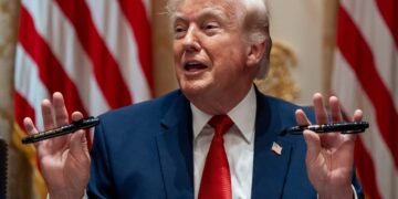 ΗΠΑ: Θυελλώδης ενημέρωση για τον πόλεμο στο Ιράν – Ρεπουμπλικάνοι αποχώρησαν έξαλλοι