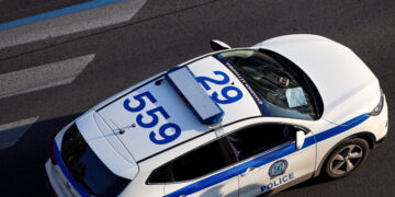 Επεισόδιο με εισβολή κουκουλοφόρων σε μπαρ στη Θεσσαλονίκη - Ένας τραυματίας στο νοσοκομείο