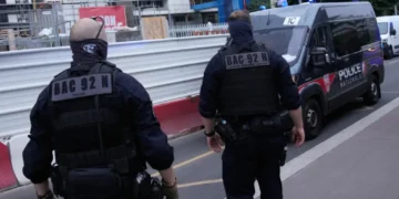 Γαλλία: Απετράπη βομβιστική επίθεση στο Παρίσι - Συνελήφθη ύποπτος πριν πυροδοτήσει βόμβα έξω από τράπεζα