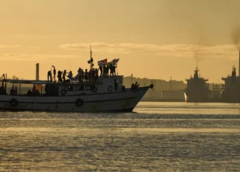 Αίσιο τέλος για τα δύο ιστιοφόρα ενός κομβόι που μετέφερε ανθρωπιστική βοήθεια από το Μεξικό στην Κούβα