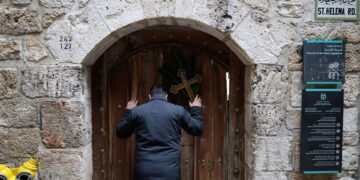 Η Ισραηλινή αστυνομία εμπόδισε τον Καθολικό Πατριάρχη Ιεροσολύμων να εισέλθει στον Πανάγιο Τάφο