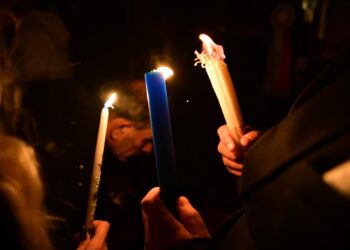 Ιεροσόλυμα: Κλειστός ο Ναός της Αναστάσεως - Στον αέρα η τελετή αφής του Αγίου Φωτός