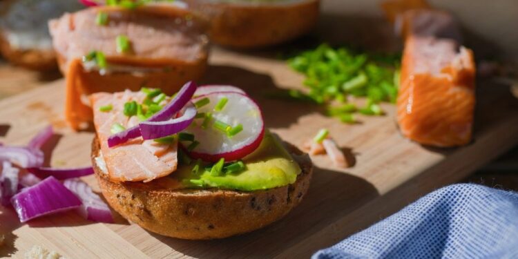 Ποιες τροφές να προτιμάς και ποιες να αποφεύγεις για ένα υγιές έντερο