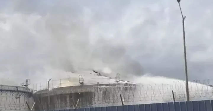 Το μεγάλο διυλιστήριο της Χάιφα ξαναχτυπήθηκε από ιρανικό πύραυλο