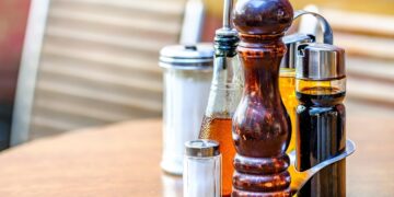 Πως μπορείτε με τα τρία απλά υλικά να κάνετε πιο υγιεινά όλα τα φαγητά