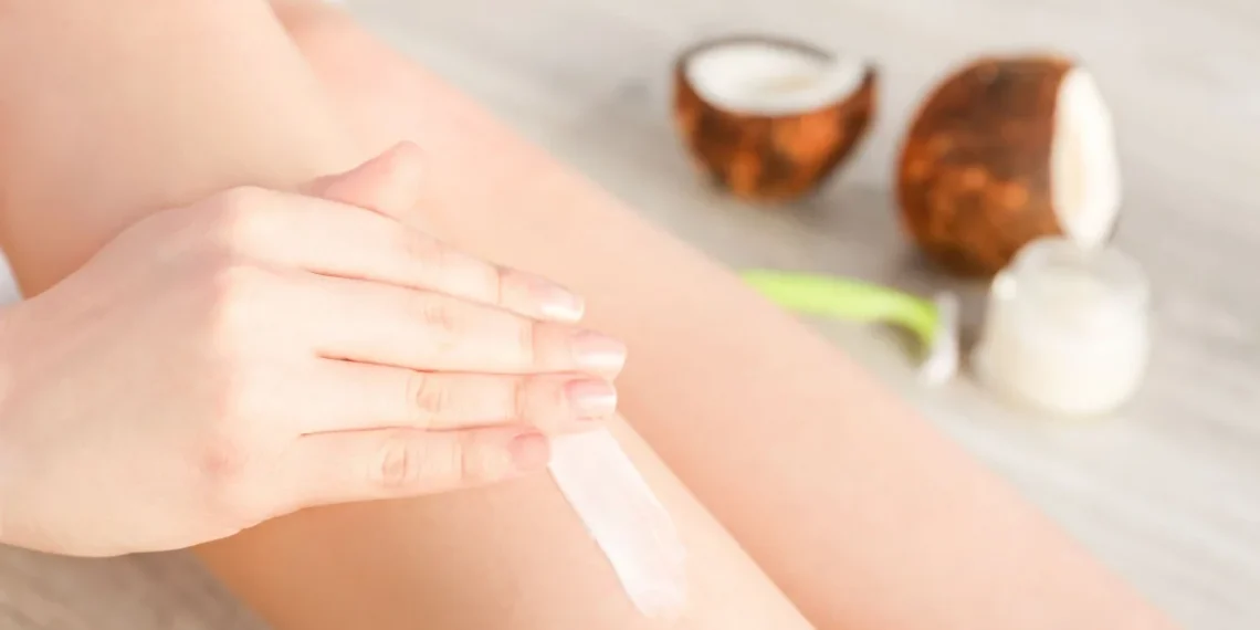Λάδι καρύδας: Πως να το χρησιμοποιήσετε με ασφάλεια για περιποίηση του δέρματος - Οφέλη και κρυφοί κίνδυνοι