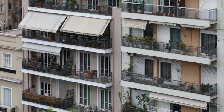 Έρχεται επιδότηση έως 95% για ανακαίνιση σπιτιών: Τι αφορά και ποιοι είναι οι δικαιούχοι