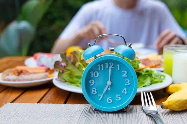 Νέα μέθοδος για να χάσετε βάρος: Να τρώτε τα ίδια και τα ίδια