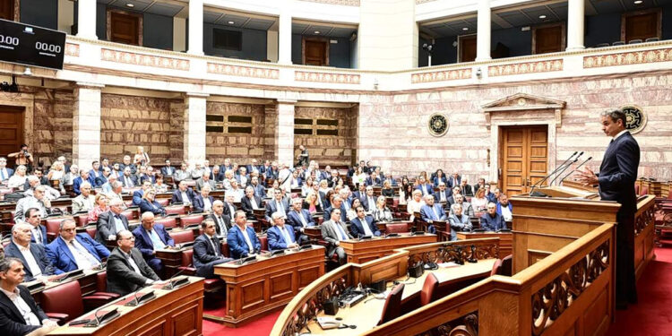 Η Ευρωπαϊκή Εισαγγελία στέλνει νέα δικογραφία για τον ΟΠΕΚΕΠΕ – Ζητά την άρση ασυλίας για 13 πρώην και νυν βουλευτές - Έντονες αντιδράσεις της αντιπολίτευσης κατά της κυβέρνησης