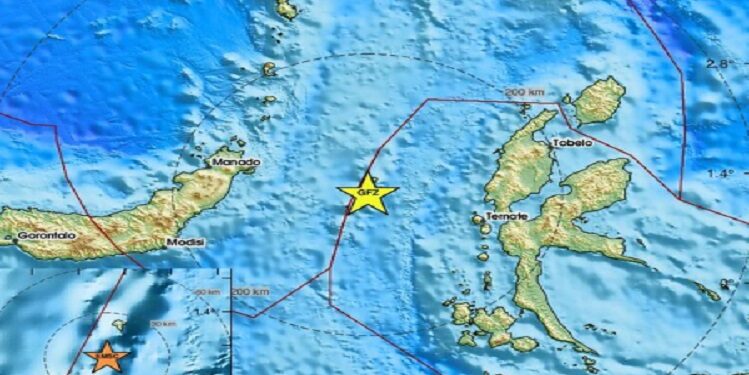 Σεισμός 7,8 Ρίχτερ στην Iνδονησία – Προειδοποίηση για τσουνάμι